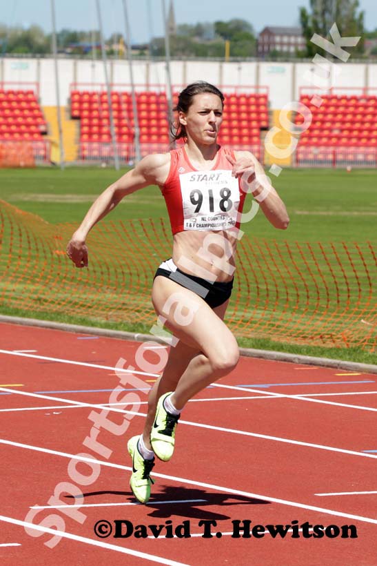 Samantha Coleby (Durham City) 200 metres.
